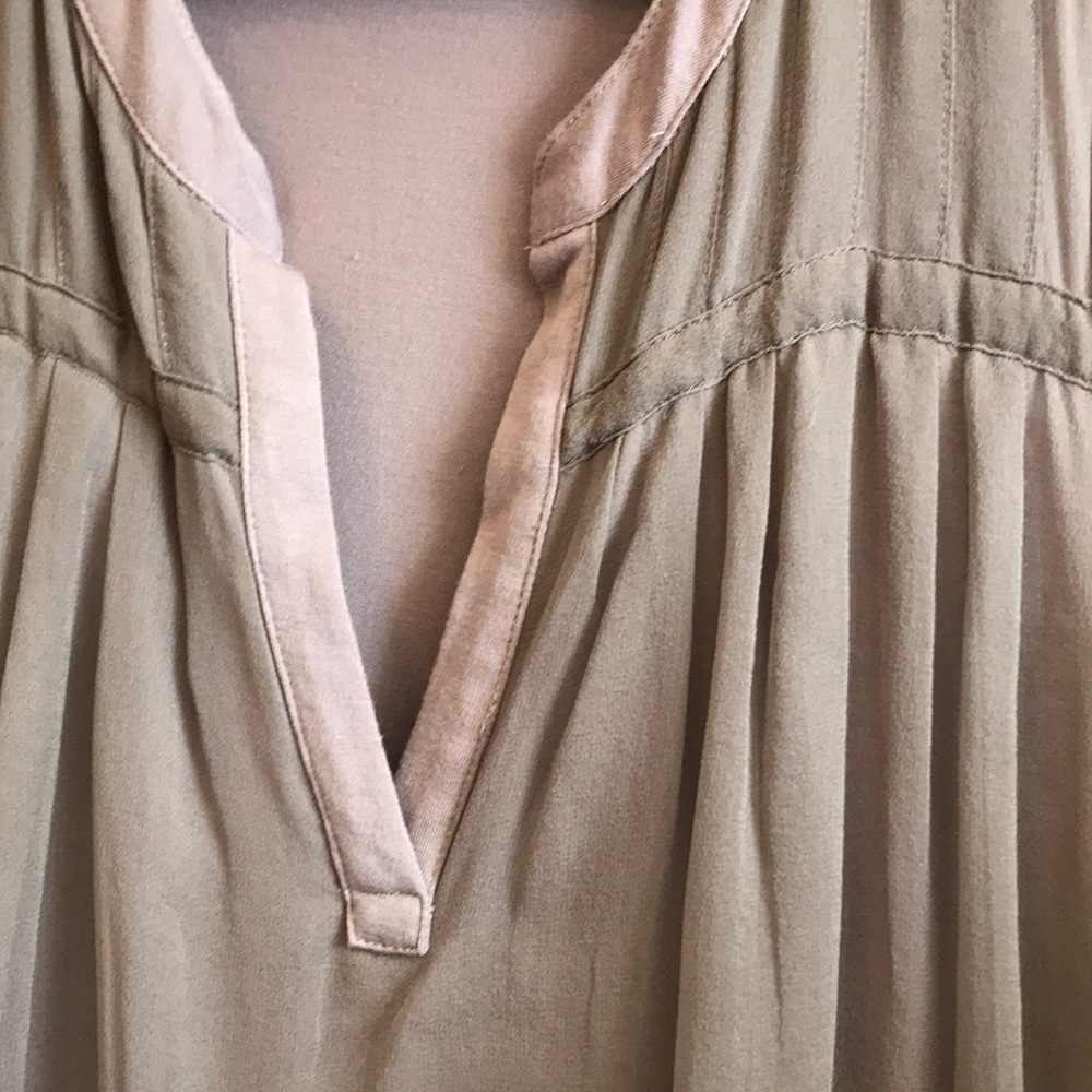 Anthropolgie Clu + Willouloby cascade ruffle top - Picture 3 of 5